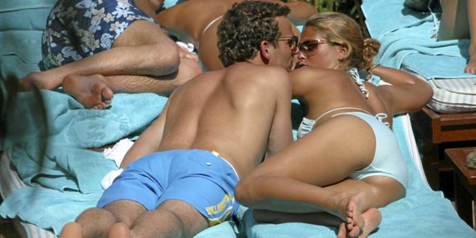 NYFORLOVET: Prinsesse Madeleine og kjæresten gjennom syv år, Jonas Bergström, har forlovet seg. NYFORLOVET: Prinsesse Madeleine og kjæresten gjennom syv år, Jonas Bergström, har forlovet seg.