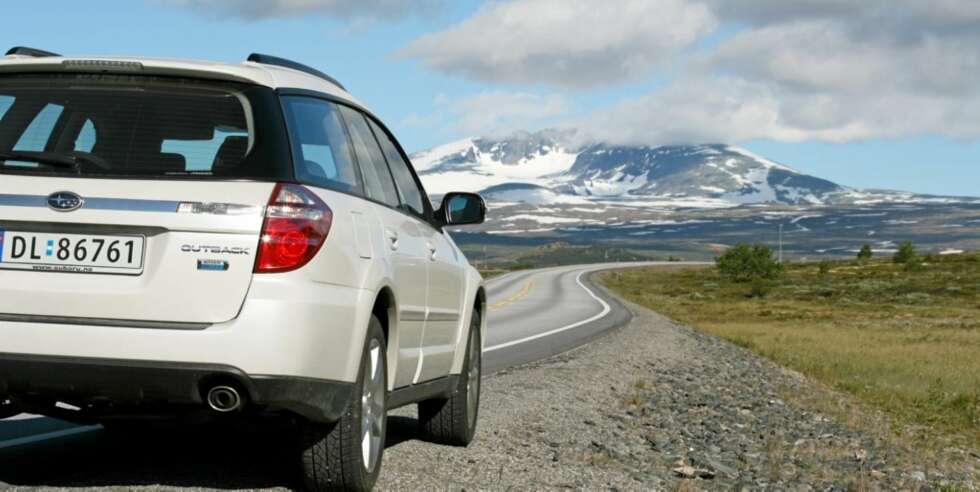 SUBARU OUTBACK: Citroen er bra, men det er likevel en Subaru som scorer klart best på utsikt. Den tar seg ikke så verst ut heller. SUBARU OUTBACK: Citroen er bra, men det er likevel en Subaru som scorer klart best på utsikt. Den tar seg ikke så verst ut heller.