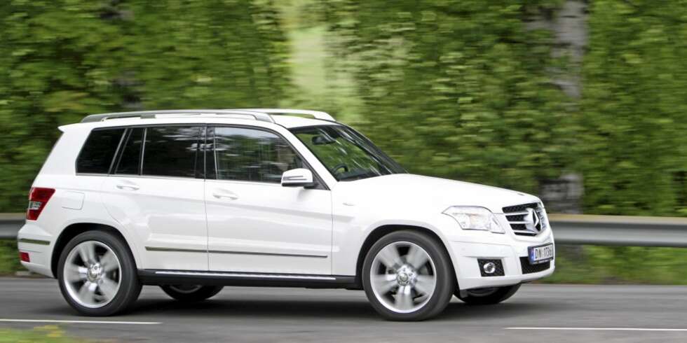 TRENDY I HVITT: Nå også med tohjulsdrift. Mercedes GLK. TRENDY I HVITT: Nå også med tohjulsdrift. Mercedes GLK.