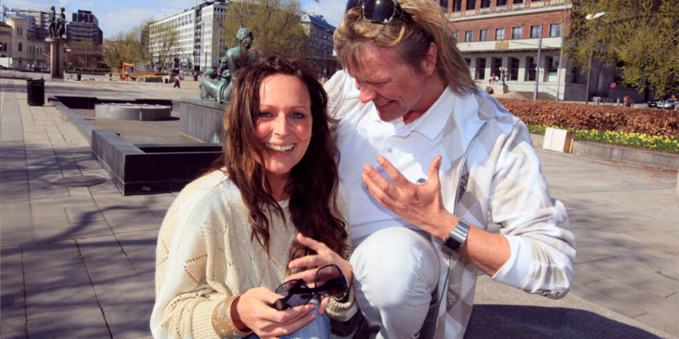 DUO: Marte Stokstad skal lede konserten på Rådhusplassen sammen med Alex Rosén. DUO: Marte Stokstad skal lede konserten på Rådhusplassen sammen med Alex Rosén.