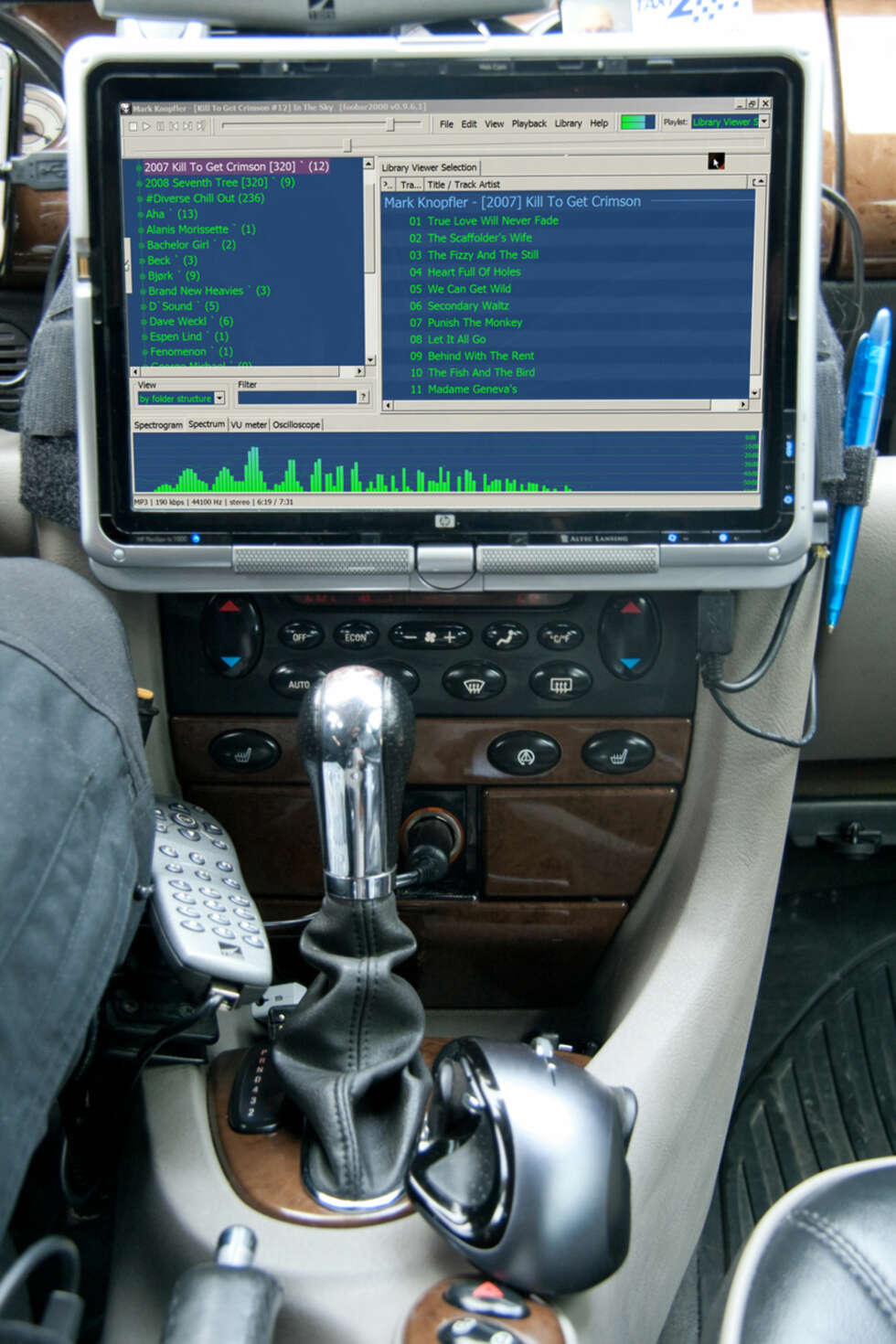 MUSIKK: Foobar2000 er ifølge Glenn et godt egnet program til å spille av musikk i bilen. Det er oversiktlig, og lett å styre med fingrene. Programmet lastes ned gratis fra www.foobar2000.org. MUSIKK: Foobar2000 er ifølge Glenn et godt egnet program til å spille av musikk i bilen. Det er oversiktlig, og lett å styre med fingrene. Programmet lastes ned gratis fra www.foobar2000.org.
