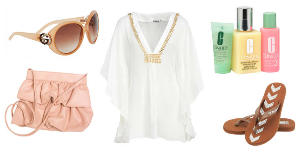 PAKKETIPS: Solbriller fra Gucci, kr 2990. Partyveske fra H&M, kr 129. Tunika med gulldetaljer fra Gina Tricot, kr 299. 3-step skincaresystem fra Clinique, kr 400. Flipflops fra Hummel, kr 249. PAKKETIPS: Solbriller fra Gucci, kr 2990. Partyveske fra H&M, kr 129. Tunika med gulldetaljer fra Gina Tricot, kr 299. 3-step skincaresystem fra Clinique, kr 400. Flipflops fra Hummel, kr 249.