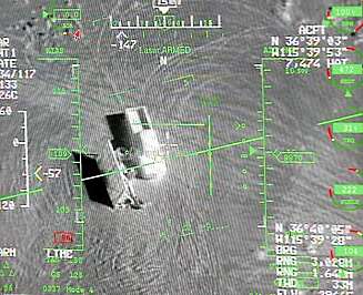 BAKKEMÅL; MQ-9 Reapers falkeblikk får med seg alt. Slik fortoner et bakemål i Afganistan seg ut på den andre siden av jordkloden. BAKKEMÅL; MQ-9 Reapers falkeblikk får med seg alt. Slik fortoner et bakemål i Afganistan seg ut på den andre siden av jordkloden.