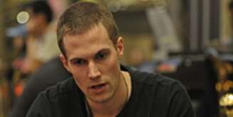 Kristoffer Myre ble nummer 24 i APPT Macau. Kristoffer Myre ble nummer 24 i APPT Macau.