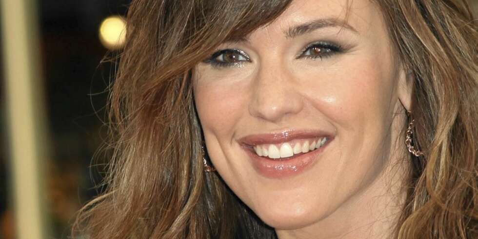TILBAKE: Jennifer Garner er tilbake på den røde løperen etter at hun fikk datteren Seraphina i januar. TILBAKE: Jennifer Garner er tilbake på den røde løperen etter at hun fikk datteren Seraphina i januar.