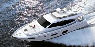 BRUKBART: Farten er ikke til å skryte av men for en yacht på denne størrelsen holder det med en toppfart på 32 knop. BRUKBART: Farten er ikke til å skryte av men for en yacht på denne størrelsen holder det med en toppfart på 32 knop.