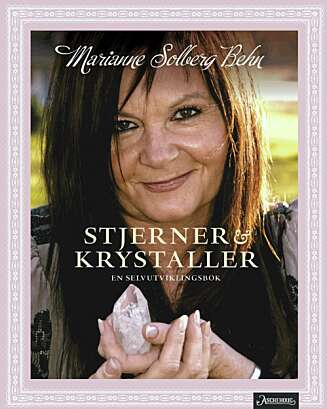 NY BOK: Marianne Behns «Stjerner og krystaller» er i bokhandelen fra 15. september. NY BOK: Marianne Behns «Stjerner og krystaller» er i bokhandelen fra 15. september.
