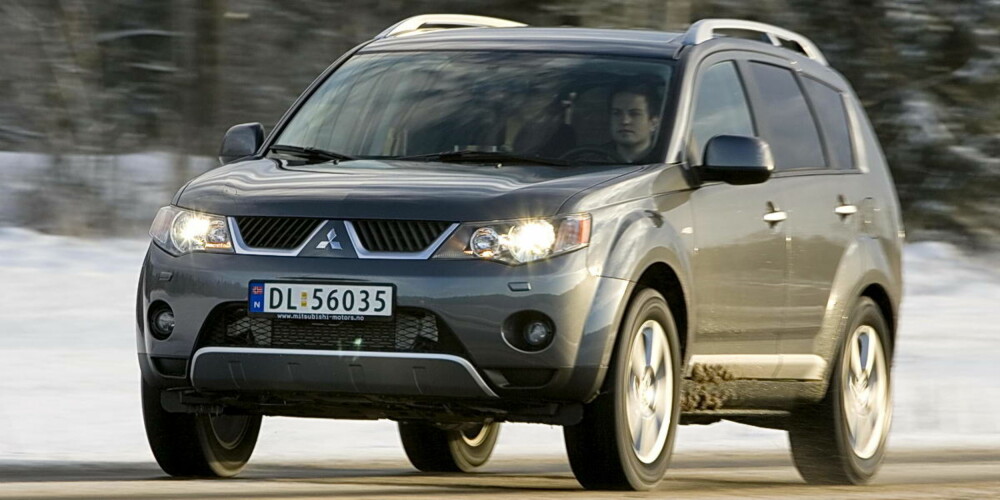 SPARER MYE: Du kan spare 20 000 kroner i året på å velge en tre år gammel Mitsubishi Outlander. SPARER MYE: Du kan spare 20 000 kroner i året på å velge en tre år gammel Mitsubishi Outlander.