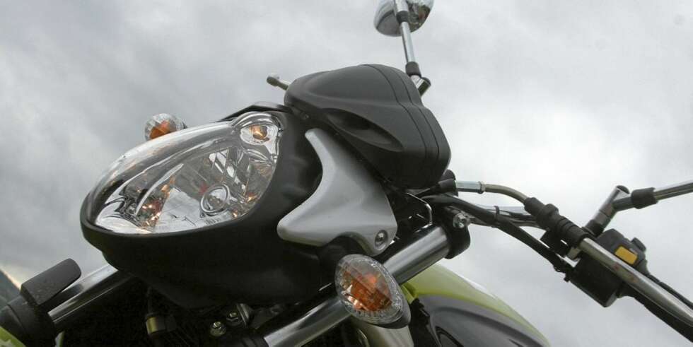 Suzuki 650 Gladius Suzuki 650 Gladius