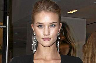 Ny engel: Rosie Huntington-Whiteley Ny engel: Rosie Huntington-Whiteley