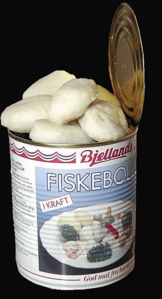 FISKEBOLLER: kritthvite, takket være svart stein! FISKEBOLLER: kritthvite, takket være svart stein!