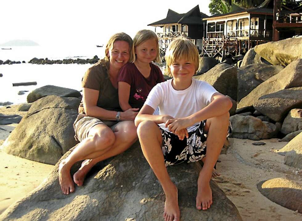 AVSLAPPENDE: Norske Marianne Fremming og barna Milla og Amund nyter det rolige livet på Tioman. AVSLAPPENDE: Norske Marianne Fremming og barna Milla og Amund nyter det rolige livet på Tioman.