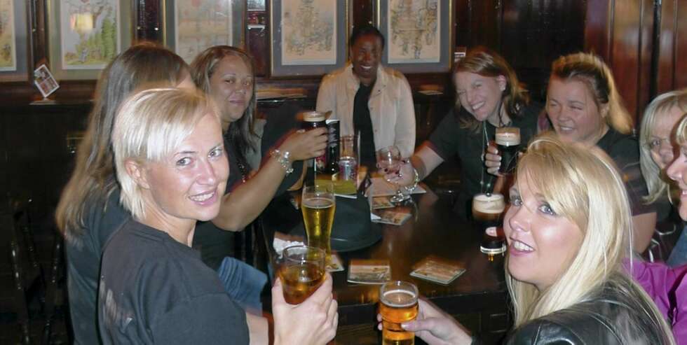MEST POPULÆRT: Temple Bar Pub består av mange små seksjoner og er så ultrapubaktig at den kunne ha vært i Disneyland. MEST POPULÆRT: Temple Bar Pub består av mange små seksjoner og er så ultrapubaktig at den kunne ha vært i Disneyland.