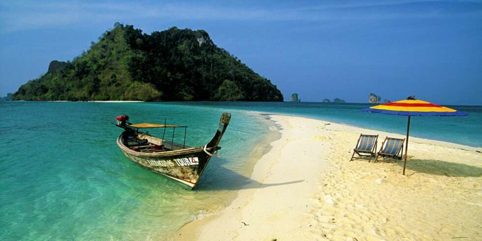 UTENFOR SESONG: En liten regnskyll ødelegger ikke idyllen i Thailand. UTENFOR SESONG: En liten regnskyll ødelegger ikke idyllen i Thailand.