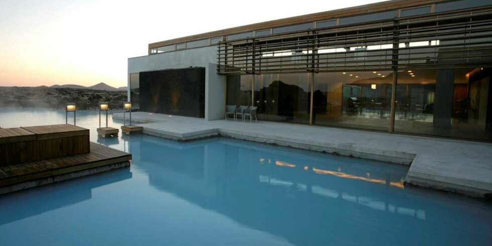 KULESTE: Verdens kuleste hotellbasseng - The Blue Lagoon Clinic, Island. KULESTE: Verdens kuleste hotellbasseng - The Blue Lagoon Clinic, Island.