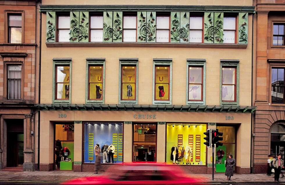 DESIGN: Cruise har byens beste utvalg av designerklær. Her finner du navn som Prada, Dior, Chloe og Gucci. DESIGN: Cruise har byens beste utvalg av designerklær. Her finner du navn som Prada, Dior, Chloe og Gucci.