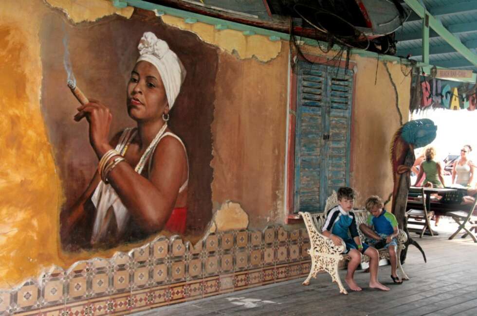 A TOUCH OF CUBA: På Aruba i Karibien bor det mennesker fra over 40 ulike nasjonaliteter, deriblant cubanere. A TOUCH OF CUBA: På Aruba i Karibien bor det mennesker fra over 40 ulike nasjonaliteter, deriblant cubanere.