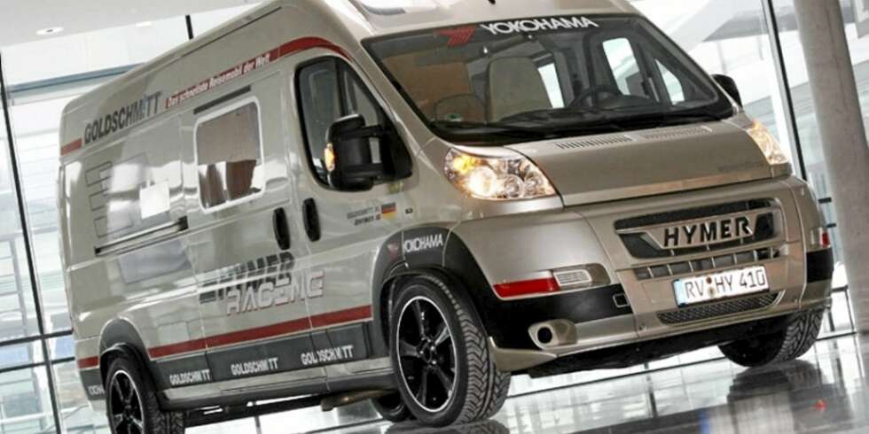 HYMER RACING: Sjekk speilet i 2010 - dette er bobilen som hører hjemme i forbikjøringsfeltet. HYMER RACING: Sjekk speilet i 2010 - dette er bobilen som hører hjemme i forbikjøringsfeltet.