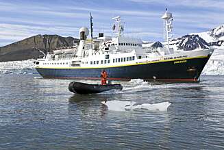 ISCRUISEREN: Båten ""Endeavour"" frakter turister til natureventyr i Antarktis. ISCRUISEREN: Båten ""Endeavour"" frakter turister til natureventyr i Antarktis.