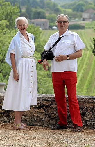 Dronning Margrethe og prins Henrik drømmer kan hende om å tilbringe mer tid på vinslottet Chateau de Caix i Frankrike. Dronning Margrethe og prins Henrik drømmer kan hende om å tilbringe mer tid på vinslottet Chateau de Caix i Frankrike.