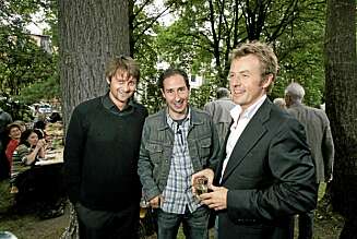 KANALKONGENE: Mens Fredrik Skavlan er fredagskongen i NRK1, er Thomas Numme og Harald Rønneberg TV 2s fredagskonger. KANALKONGENE: Mens Fredrik Skavlan er fredagskongen i NRK1, er Thomas Numme og Harald Rønneberg TV 2s fredagskonger.
