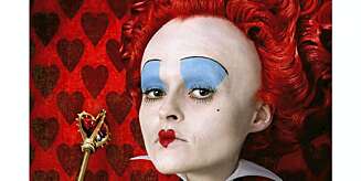Helena Bonham Carter som "The red queen". Helena Bonham Carter som "The red queen".