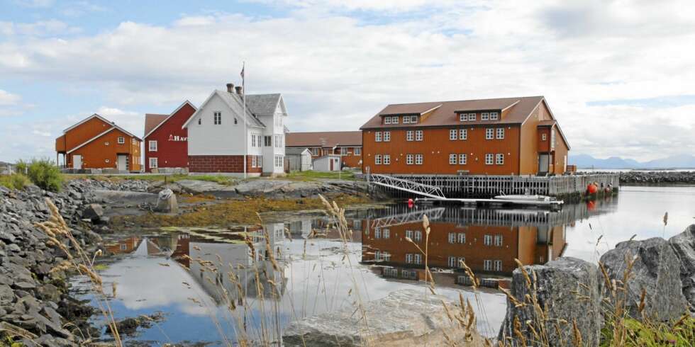 FRA MOLDE: Vi reiste ut fra Molde og brukte et par timer på båtturen ut til det lille tettstedet. FRA MOLDE: Vi reiste ut fra Molde og brukte et par timer på båtturen ut til det lille tettstedet.