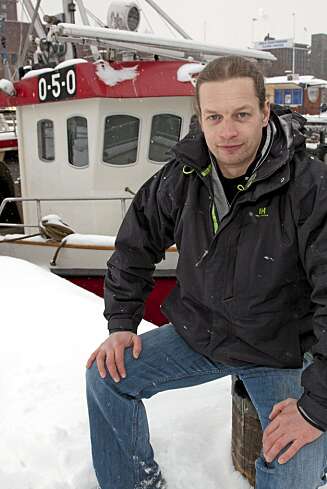 REDDET LIVET: Geir Kvammen har vært i flere farlige situasjoner på
havet, men sier han ikke har tid til å bli redd. REDDET LIVET: Geir Kvammen har vært i flere farlige situasjoner på
havet, men sier han ikke har tid til å bli redd.