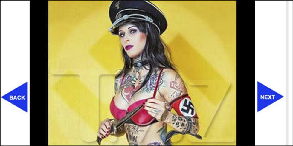 NAZIBABE: Sandra Bullocks ektemann Jesse James ska ha hatt et langvarig forhold til Michelle «Bombshell» McGee, en dame med ekstreme politiske preferanser. NAZIBABE: Sandra Bullocks ektemann Jesse James ska ha hatt et langvarig forhold til Michelle «Bombshell» McGee, en dame med ekstreme politiske preferanser.