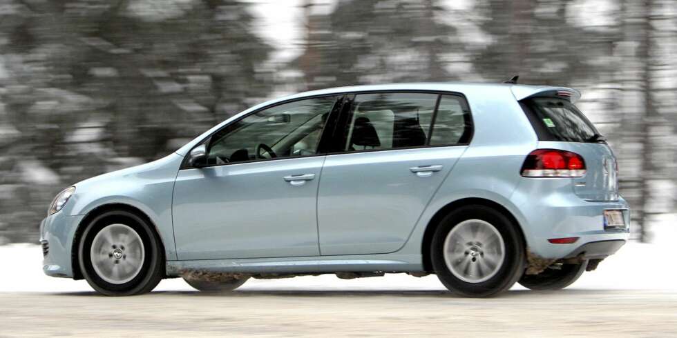 HOLDER SEG: Biløkonomene i LeasePlan tror Volkswagen Golf med 1,6-liters dieselmotor vil være blant modellene som holder seg best i pris. HOLDER SEG: Biløkonomene i LeasePlan tror Volkswagen Golf med 1,6-liters dieselmotor vil være blant modellene som holder seg best i pris.