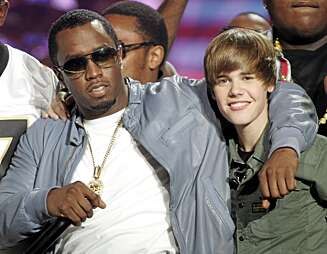 SAMMEN MED STJERNENE: Justin har opptrådt sammen med Usher, Ludacris, Taylor Swift - og råskinnrapperen Diddy (bildet). SAMMEN MED STJERNENE: Justin har opptrådt sammen med Usher, Ludacris, Taylor Swift - og råskinnrapperen Diddy (bildet).