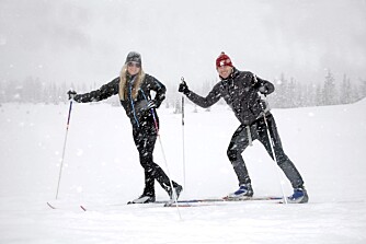 Carsten er nok mer sporty enn meg. Jeg er mer av den sorten som får dårlig samvittighet av å sitte inne, sier Tonje Kristin til Her og Nå. Carsten er nok mer sporty enn meg. Jeg er mer av den sorten som får dårlig samvittighet av å sitte inne, sier Tonje Kristin til Her og Nå.