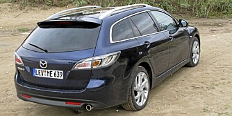 POP SOM STV: Stasjonsvognandelen høy for Mazda 6 i Norge, med rundt 4 av 5 solgte biler, men kommer også som både kombi og sedan. POP SOM STV: Stasjonsvognandelen høy for Mazda 6 i Norge, med rundt 4 av 5 solgte biler, men kommer også som både kombi og sedan.
