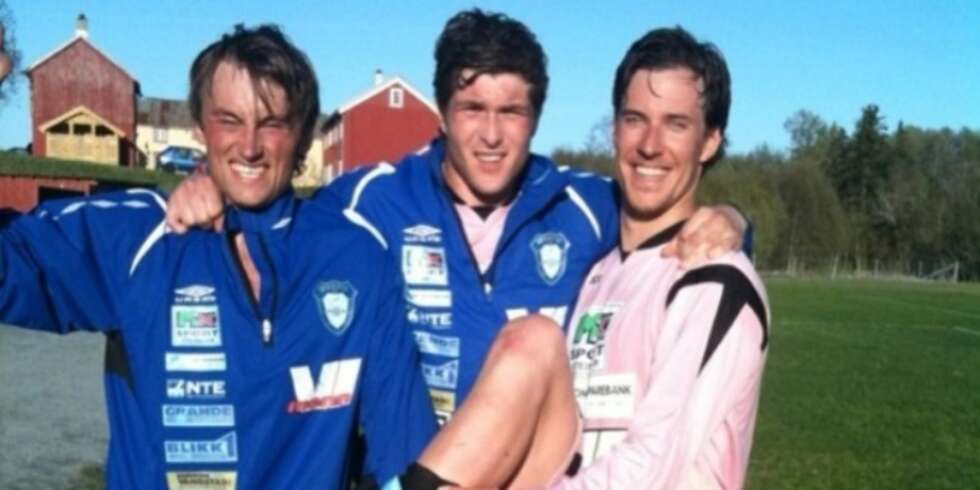 SUPERTRIO SIKRET SEIER:
F.v Petter Northug jr, Magnus Frodahl og John Kr. "frelseren" Dahl SUPERTRIO SIKRET SEIER:
F.v Petter Northug jr, Magnus Frodahl og John Kr. "frelseren" Dahl