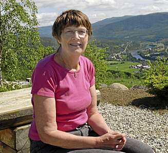 UT PÅ TUR: Anne Kari i 2005, den sommeren hun fikk diagnosen. Ekteparet var glad i å reise, og brukte så mye tid de kunne, på det. UT PÅ TUR: Anne Kari i 2005, den sommeren hun fikk diagnosen. Ekteparet var glad i å reise, og brukte så mye tid de kunne, på det.