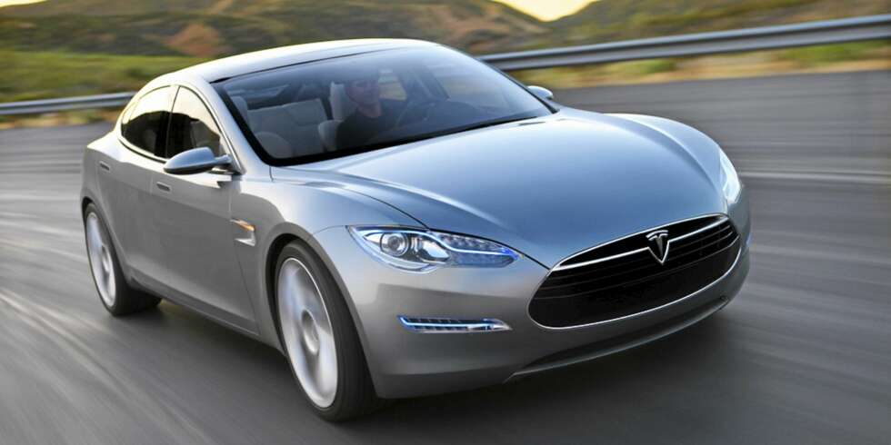 VAKKER: Tesla Model S er en rålekker elbil. VAKKER: Tesla Model S er en rålekker elbil.