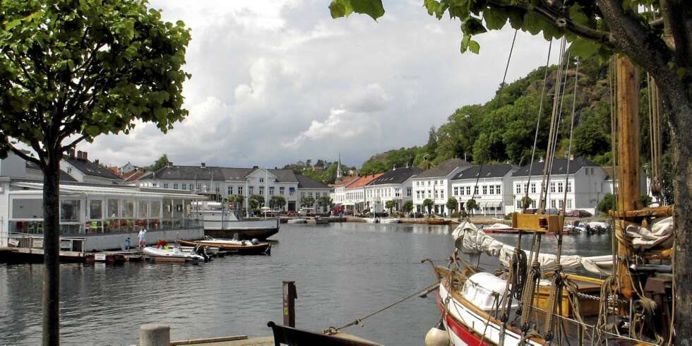 Det er trivelig, men kan bli trangt i Risørs indre havn Det er trivelig, men kan bli trangt i Risørs indre havn