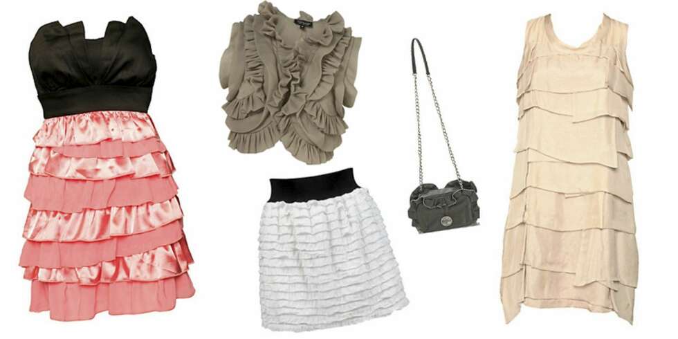 FRA VENSTRE: Kjole fra Jeane Blush (kr 349), bolero fra Topshop (kr 440), skjort fra BikBok (kr 199), veske fra Friis & Company (kr 549), kjole fra Vero Moda (kr 399). FRA VENSTRE: Kjole fra Jeane Blush (kr 349), bolero fra Topshop (kr 440), skjort fra BikBok (kr 199), veske fra Friis & Company (kr 549), kjole fra Vero Moda (kr 399).