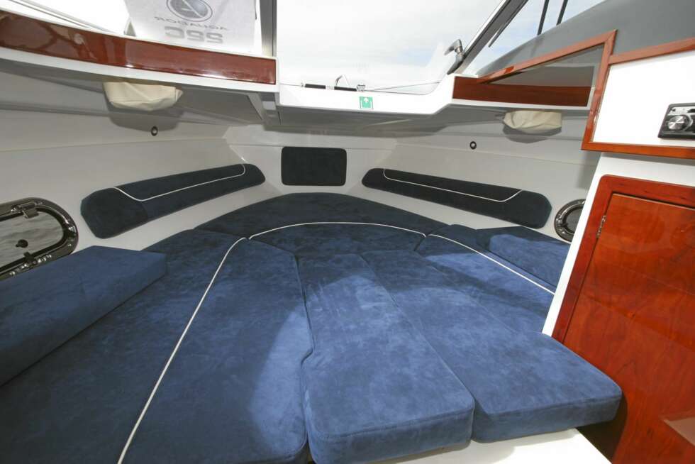 Aquador 22C Finnboat Floating 2010 Aquador 22C Finnboat Floating 2010