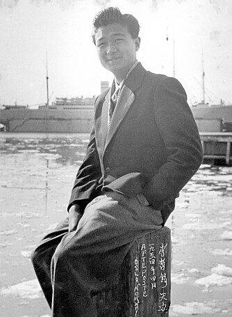 Da Chul Ho kom til Norge i 1954, var det ikke mange som hadde sett en asiat i levende live, og han vakte stor oppmerksomhet. Da Chul Ho kom til Norge i 1954, var det ikke mange som hadde sett en asiat i levende live, og han vakte stor oppmerksomhet.