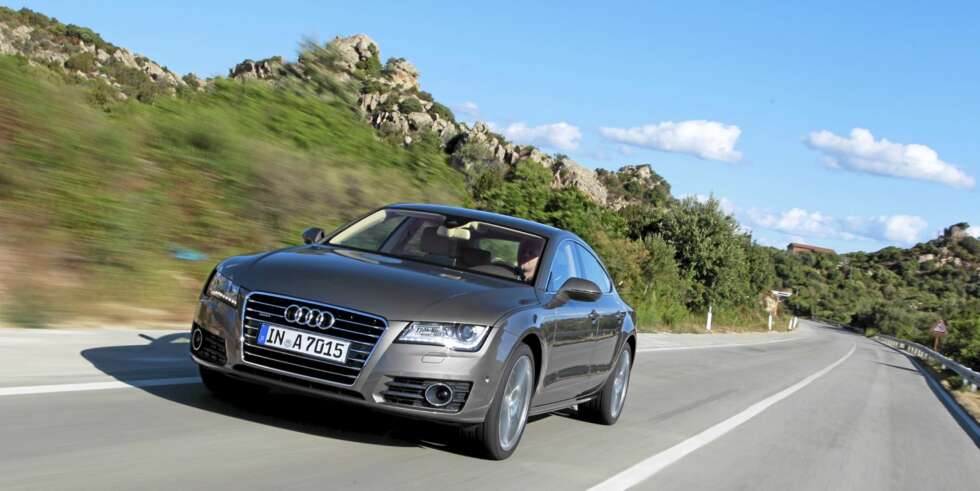 STOR BIL: Med sine snaue fem meter er Audi A7 en stor bil. STOR BIL: Med sine snaue fem meter er Audi A7 en stor bil.