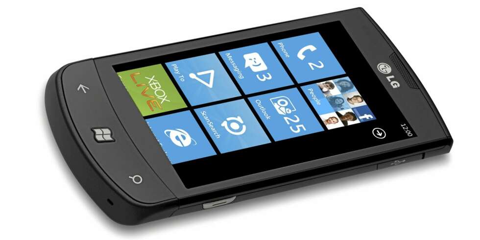 LG Optimus 7. LG Optimus 7.