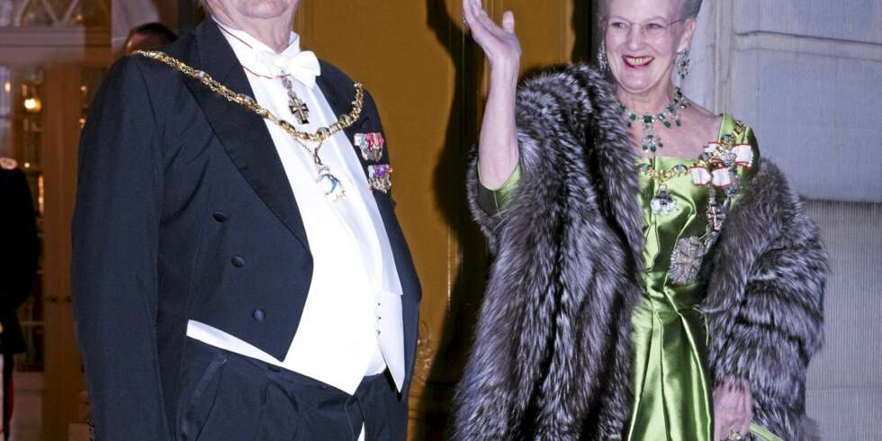 Prins Henrik og dronning Margrethe taler varmt om åpenhet, men det var nok ikke akkurat slik det var ment.... Prins Henrik og dronning Margrethe taler varmt om åpenhet, men det var nok ikke akkurat slik det var ment....