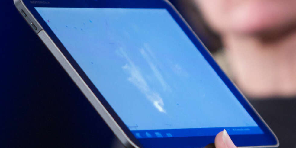 NY: Motorola kommer også med en pad. Den skal ifølge et nettsted komme i salg alt 14. februar. (FOTO: Faximile fra www.talkandroid.com) NY: Motorola kommer også med en pad. Den skal ifølge et nettsted komme i salg alt 14. februar. (FOTO: Faximile fra www.talkandroid.com)