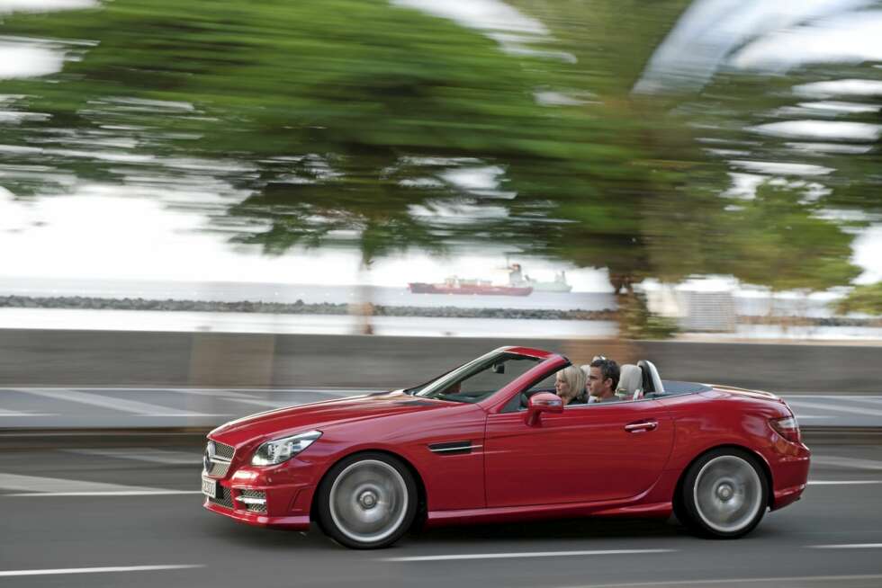 BILLIG: Med SLK 200 BE motor selges bilen for 517 300 kroner før ekstrautstyr. BILLIG: Med SLK 200 BE motor selges bilen for 517 300 kroner før ekstrautstyr.