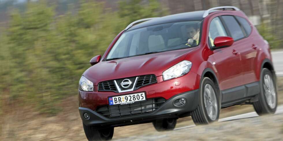 NESTEN-SUV: Nissan Qashqai+2 har mange SUV-gener, men du får den også som prisgunstig, rommelig og sjuseters forhjulstrekker. NESTEN-SUV: Nissan Qashqai+2 har mange SUV-gener, men du får den også som prisgunstig, rommelig og sjuseters forhjulstrekker.
