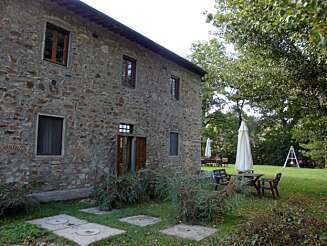 AGRITURISIMO: Bondegårdsferie på italiensk. Her fra Castello di Querceto nær Greve in Chianti. AGRITURISIMO: Bondegårdsferie på italiensk. Her fra Castello di Querceto nær Greve in Chianti.