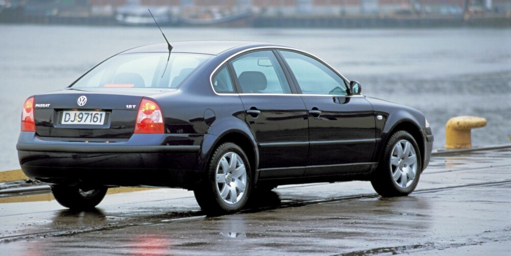 TØFF MOTOR: Motorutvalget er bredt i VW Passat, og 1,8-liters bensinturbo med 150 hk gjør bilen sprek og morsom. TØFF MOTOR: Motorutvalget er bredt i VW Passat, og 1,8-liters bensinturbo med 150 hk gjør bilen sprek og morsom.