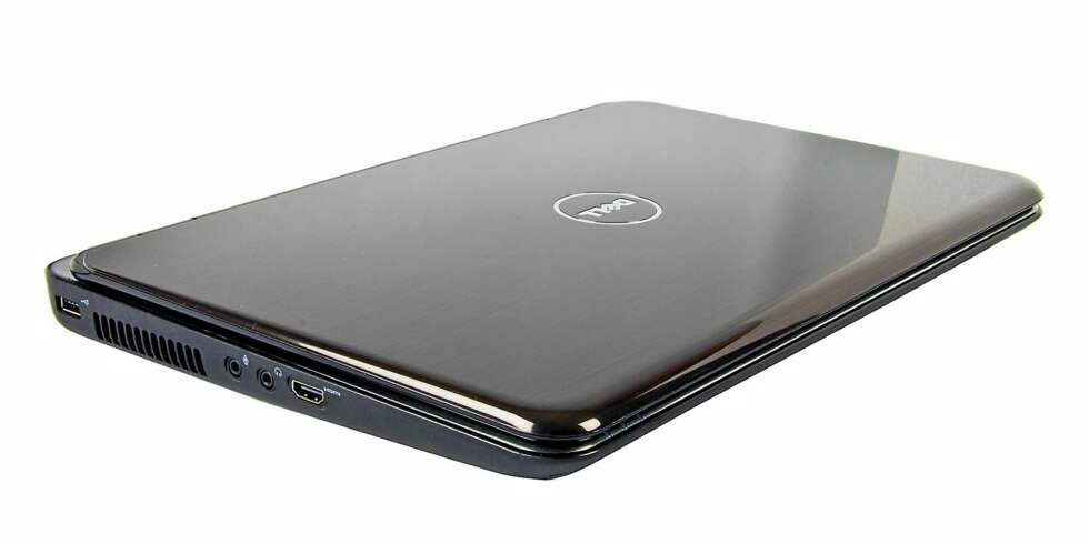 STILREN: Dell treffer bedre på design enn mange. Selv om den er blank, er den ikke spesielt glorete. STILREN: Dell treffer bedre på design enn mange. Selv om den er blank, er den ikke spesielt glorete.