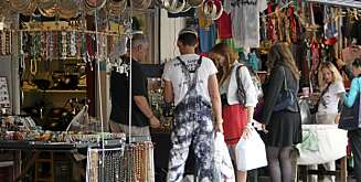 BRUKTMARKET: Portobello Market er et must når du besøker London. BRUKTMARKET: Portobello Market er et must når du besøker London.